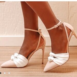 Lulus point bow pump